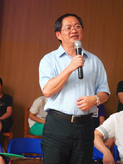 校党委副书记唐仁郭作动员讲话