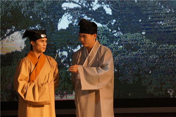 《桃花扇》剧照 （本文配图均由大学生通讯社 奉偲茗 黄敏静 摄）