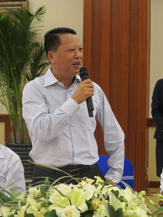 桂林市政协主席粟增林校友讲话