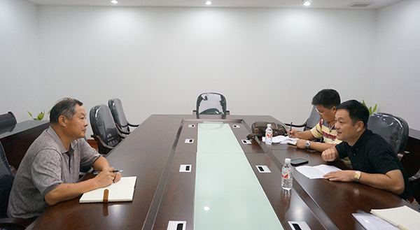 我校党委统战部负责人就课题申报事宜与桂林市委统战部相关负责人沟通交流