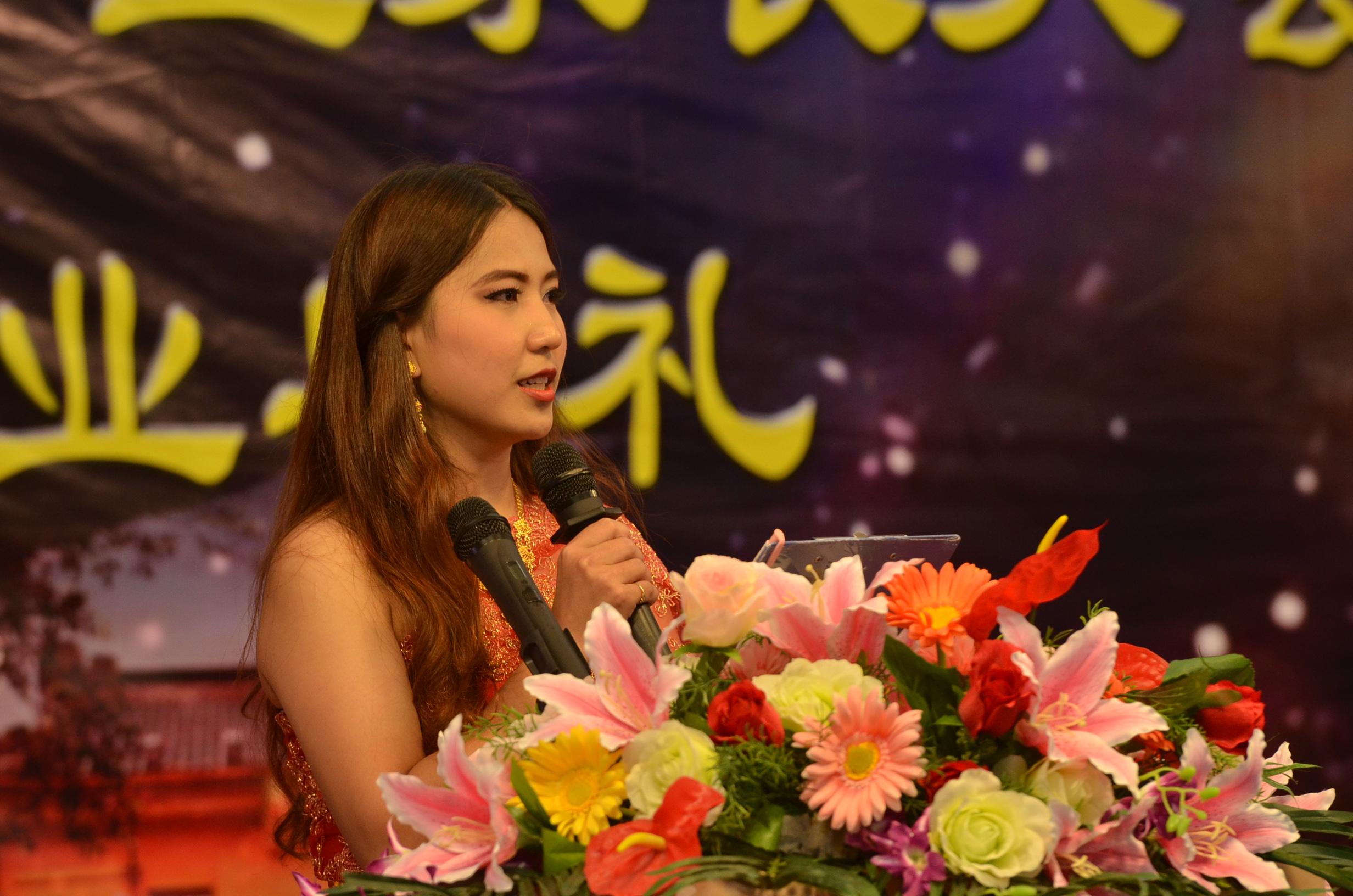 学生代表发表感言