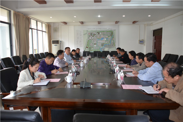 雁山区委、区人民政府到我校开展党的群众路线教育实践活动征求意见座谈会