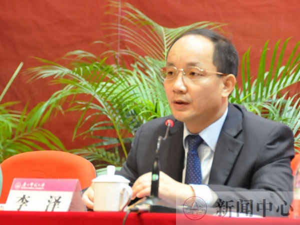 共青团广西区委书记李泽同志出席仪式并作重要讲话