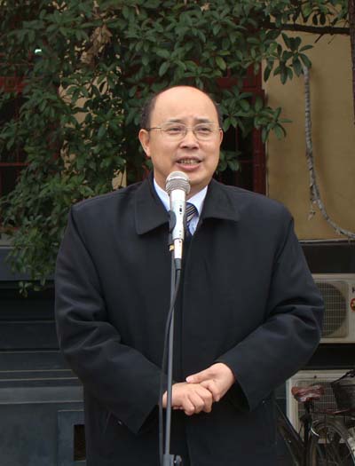 蔡昌卓副校长在开幕式上致辞