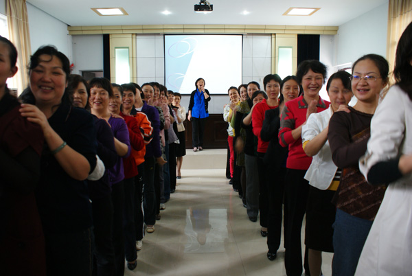 徐莉教授引导学员们互动